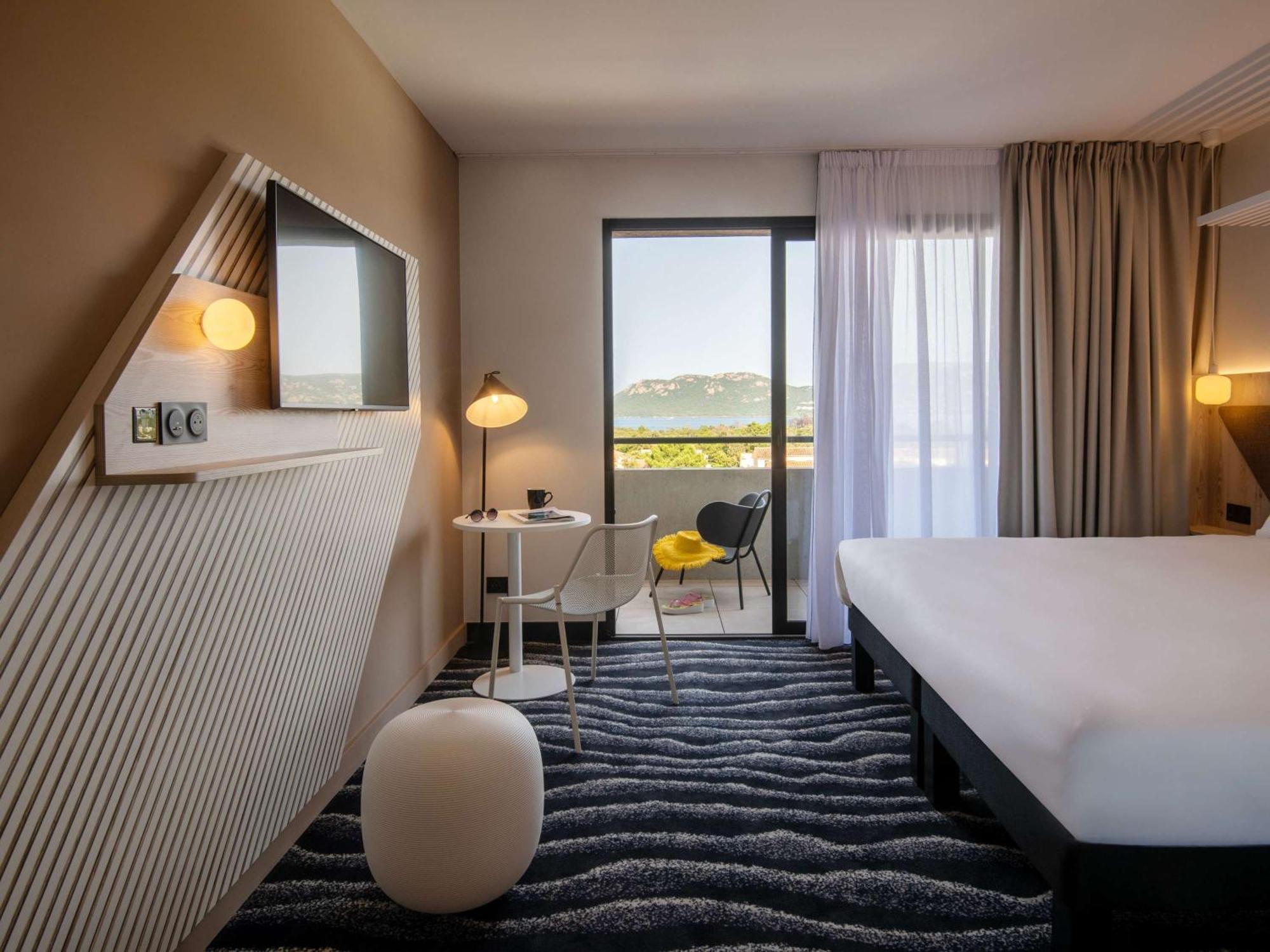 Hotel Ibis Styles Porto Vecchio Esterno foto