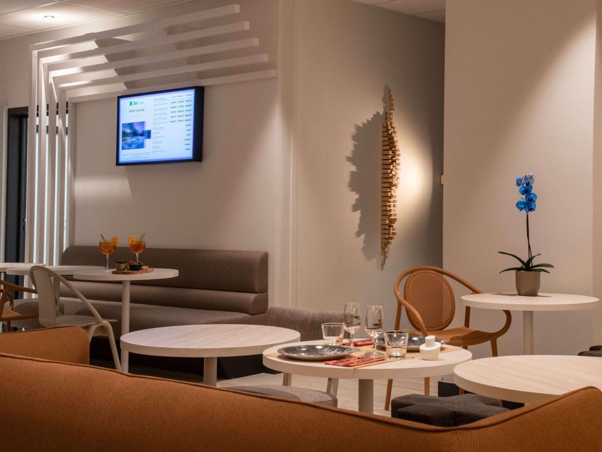 Hotel Ibis Styles Porto Vecchio Esterno foto