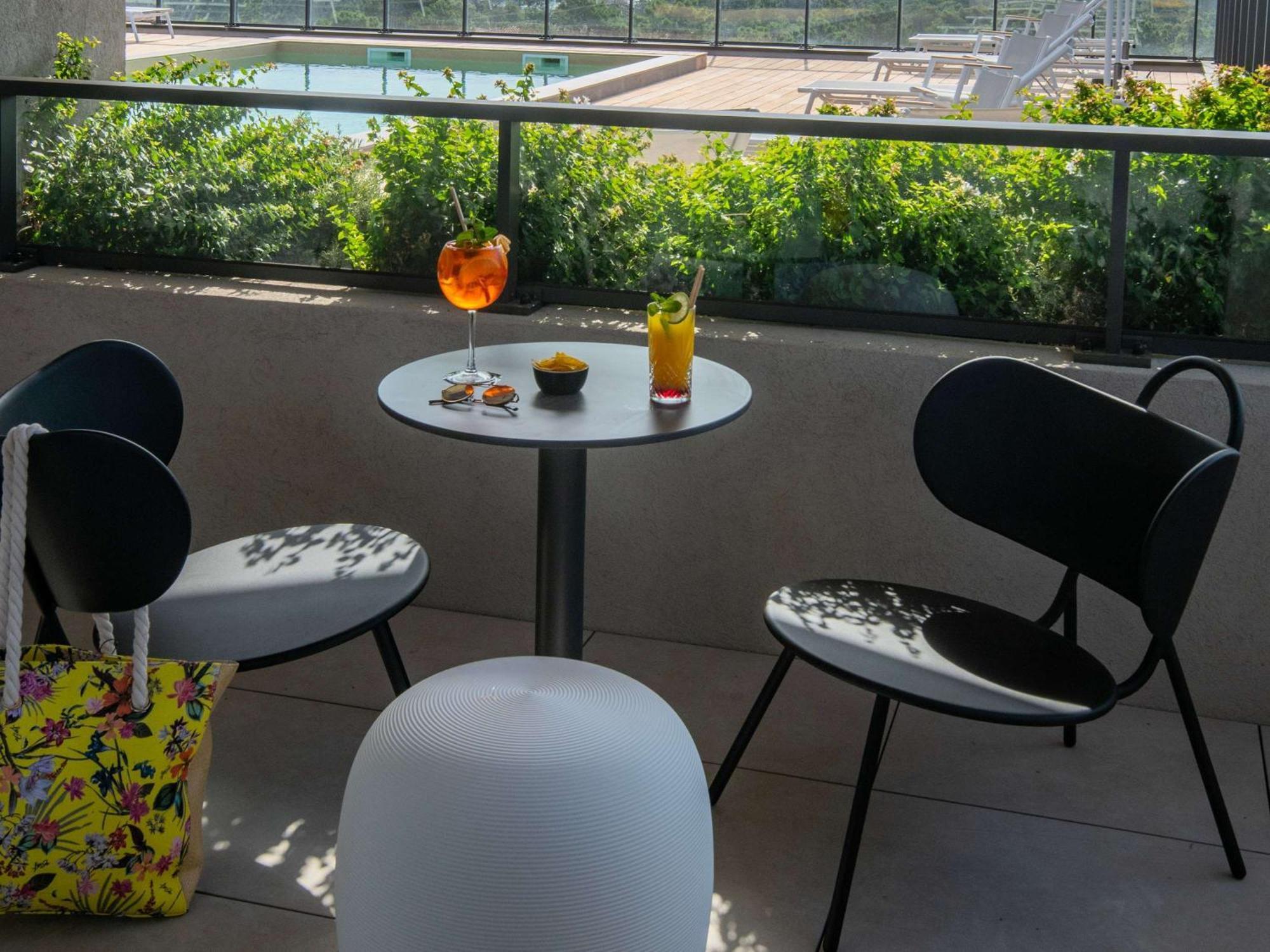 Hotel Ibis Styles Porto Vecchio Esterno foto