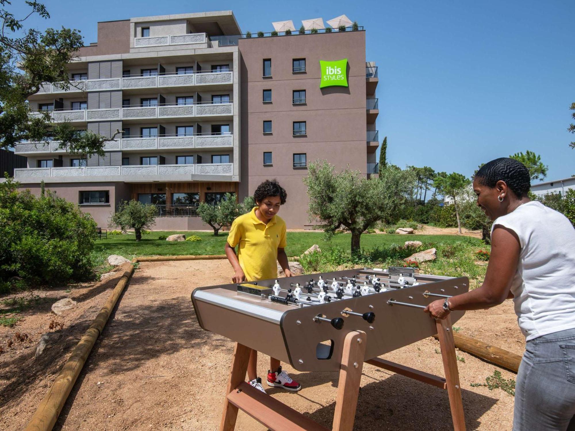 Hotel Ibis Styles Porto Vecchio Esterno foto