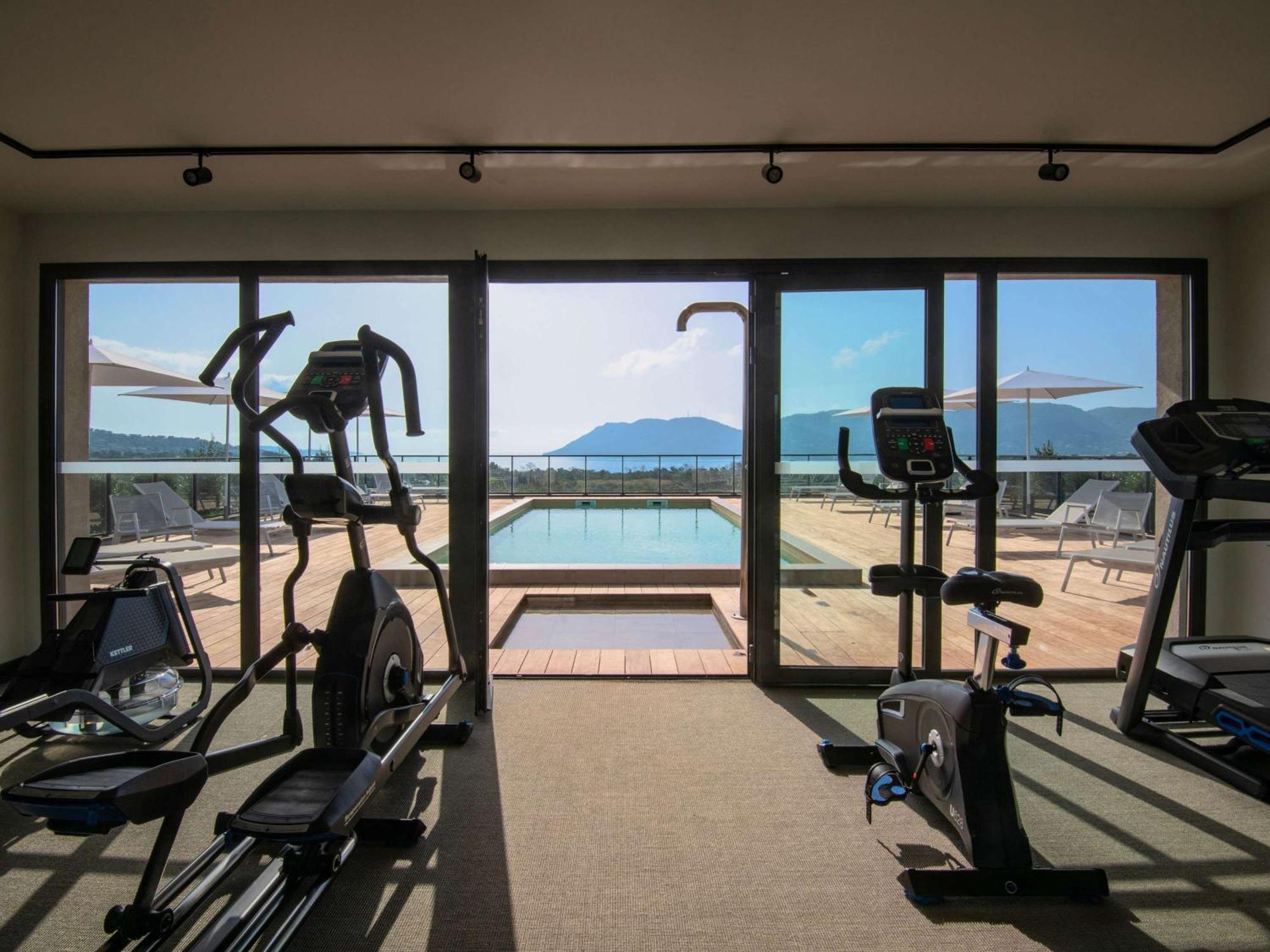 Hotel Ibis Styles Porto Vecchio Esterno foto