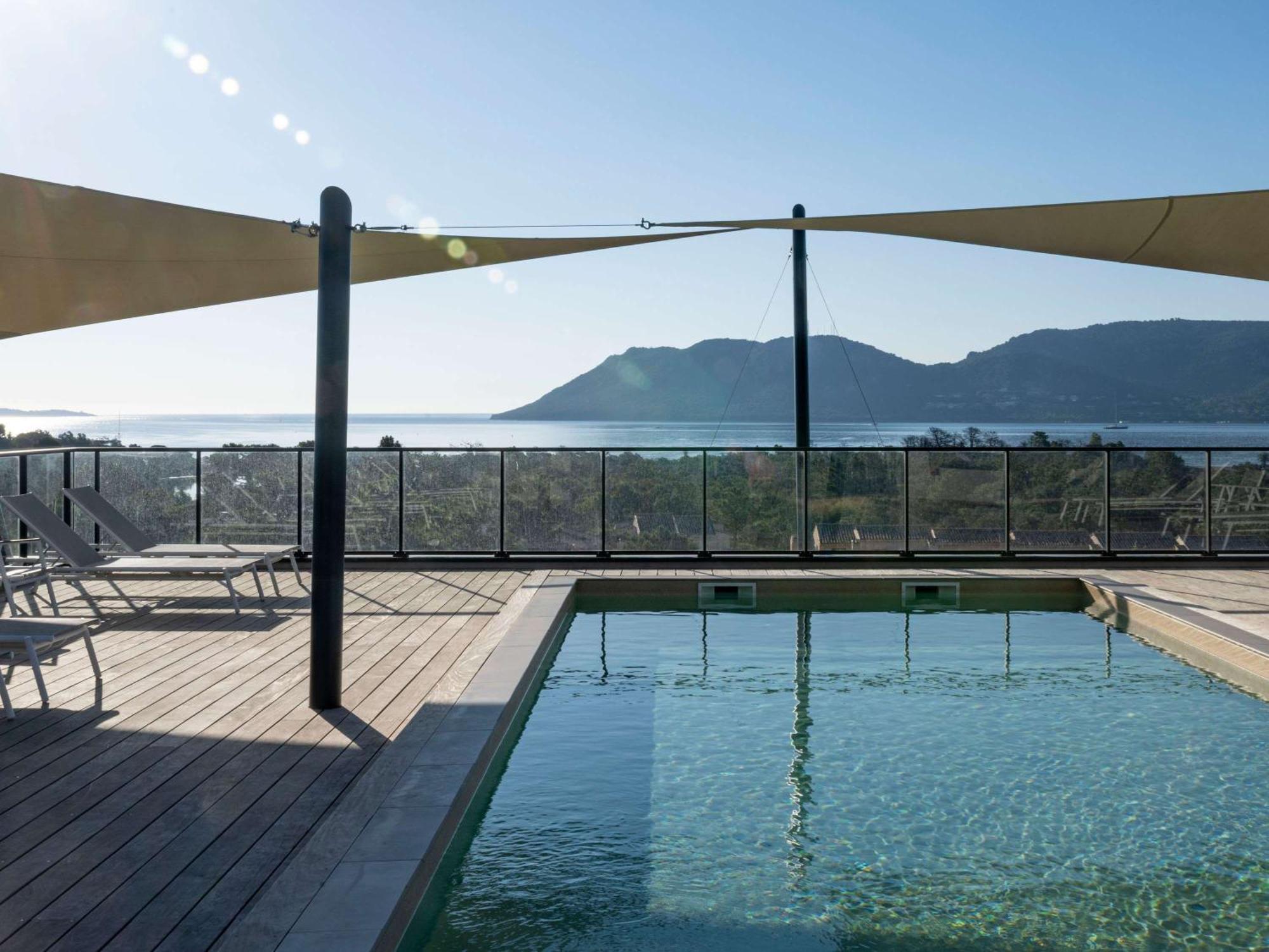 Hotel Ibis Styles Porto Vecchio Esterno foto