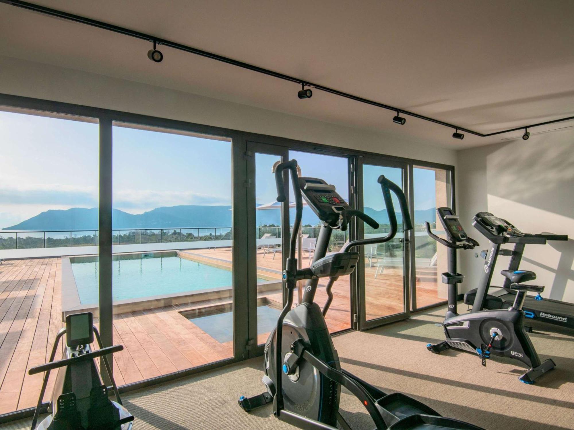 Hotel Ibis Styles Porto Vecchio Esterno foto